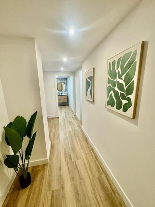 Gran Apartamento A Pie De Calle Валенсия Екстериор снимка
