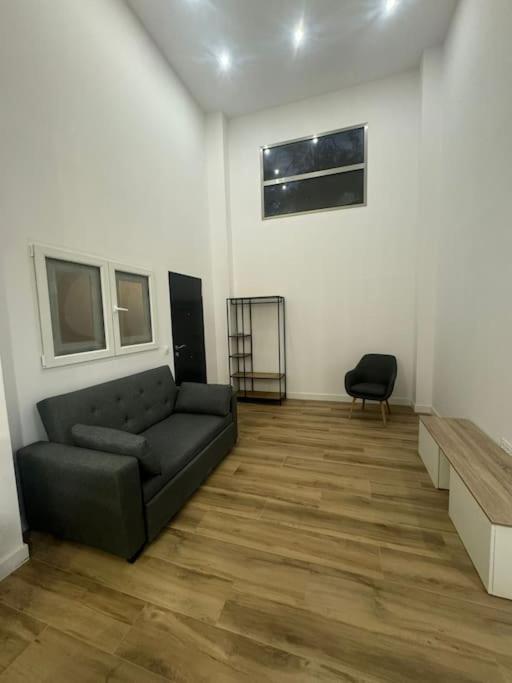 Gran Apartamento A Pie De Calle Валенсия Екстериор снимка