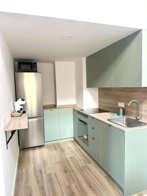 Gran Apartamento A Pie De Calle Валенсия Екстериор снимка